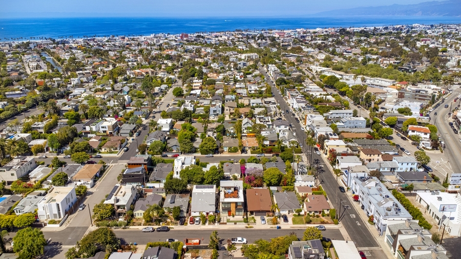 Aerial shot of Silver Triangle neighborhood near Studio City and Venice, CA